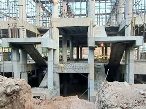 بازدید نماینده مجلس شورای اسلامی از پروژه مرکز خدمات جامع سلامت آبسرد/گزارش روند ساخت مرکز خدمات جامع سلامت شهر آبسرد با مشارکت خیرین